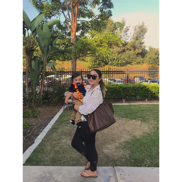 Meet your Posher, Melissa - Picture 1 of 1